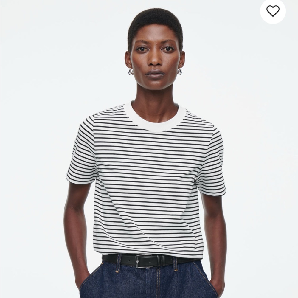 Cos clean cut regular t shirt stripe small